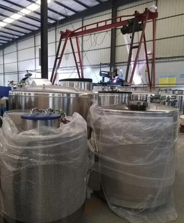 液氮罐生產(chǎn)線 液氮罐生產(chǎn)線